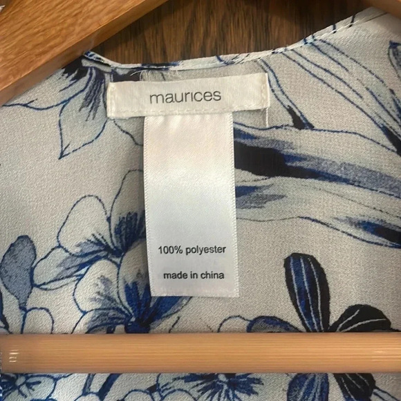 Blue and white floral Kimono‎ - Picture 2 of 4